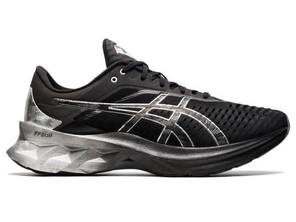 Asics Hardloopschoenen Dames, NOVABLAST Zwart/Zilver - Asics Online | B0764152-QA